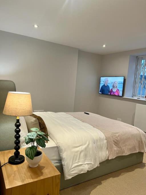 New Flat In Holland Park Apartamento Londres Exterior foto